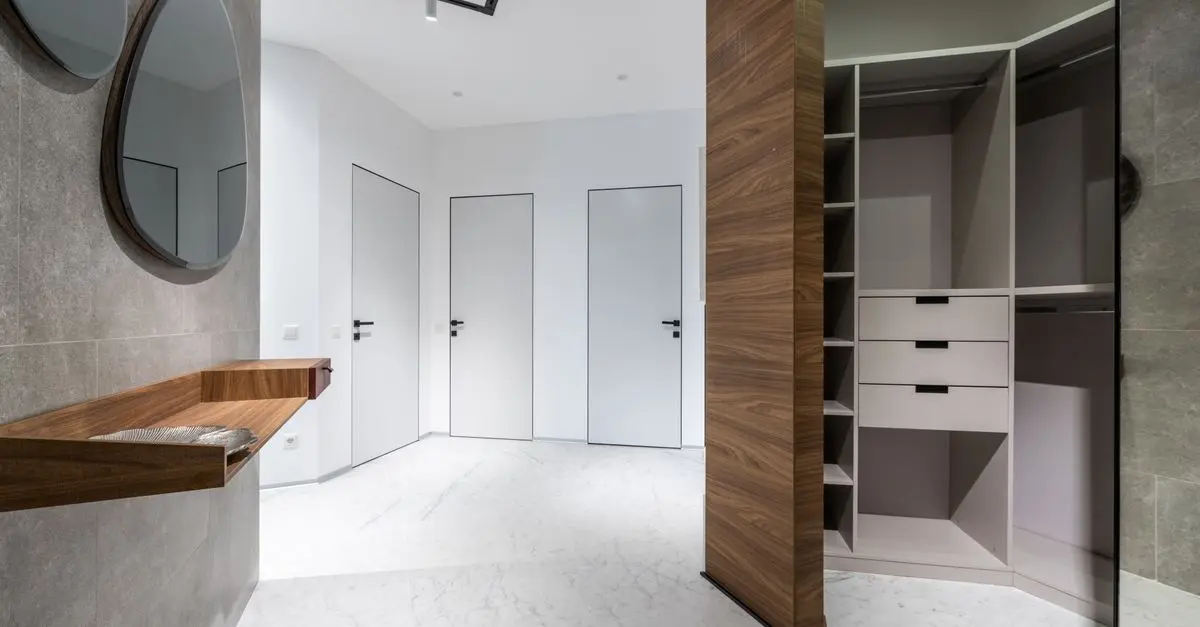 Comment choisir une armoire qui optimise votre espace de rangement
