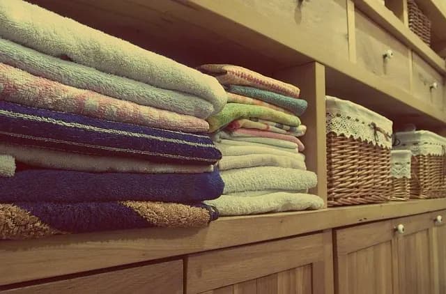 Comment créer un espace de rangement optimal avec votre armoire