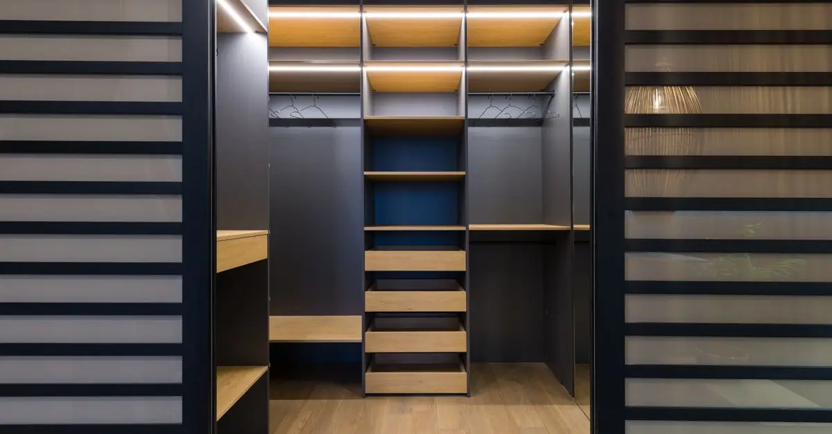 Comment intégrer une armoire dans votre décoration intérieure